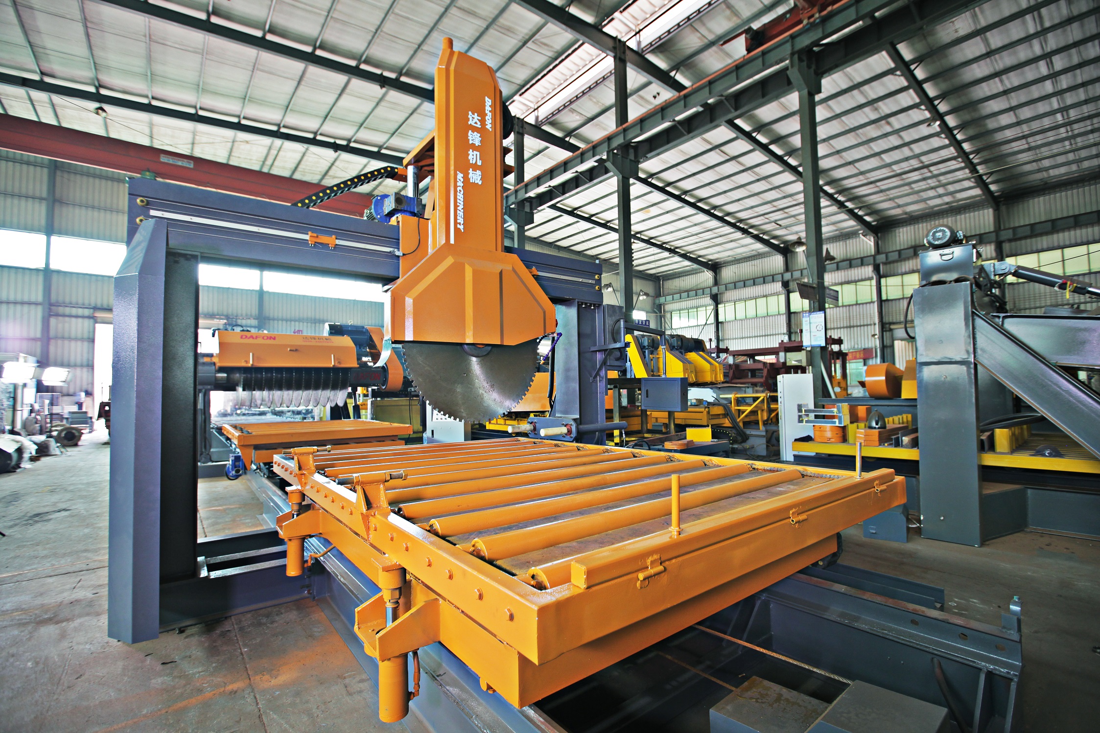 Kerbstone Cutting Machine Line